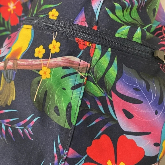 US Polo Assn Men’s Swim Trunks Size Large Side Pockets - Picture 4 of 10